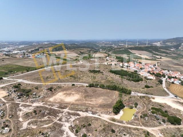 Terreno de 9524 m2 Torres Vedras, Lisboa