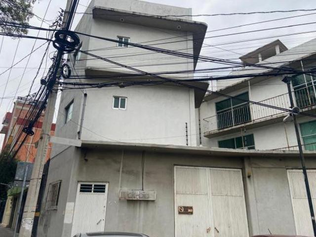 TERRENO DENSIDAD Z FRENTE A METRO MIXCOAC