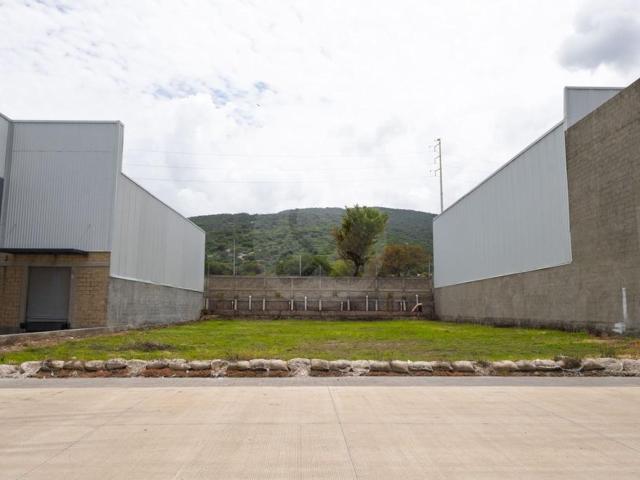 TERRENO DENTRO DE PARQUE INDUSTRIAL CIRCUITO SUR