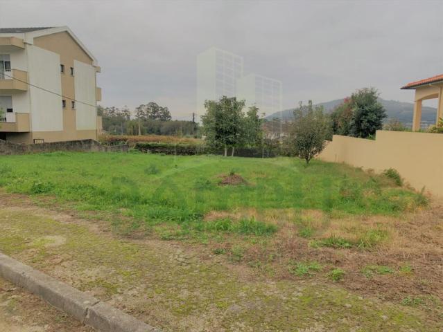 Terreno destinado a construção em Seixas para venda