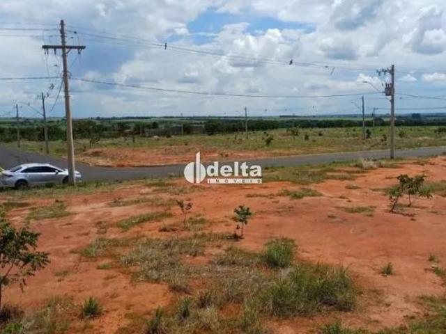 Terreno disponível para venda no bairro Laranjeiras em Uberlândia MG