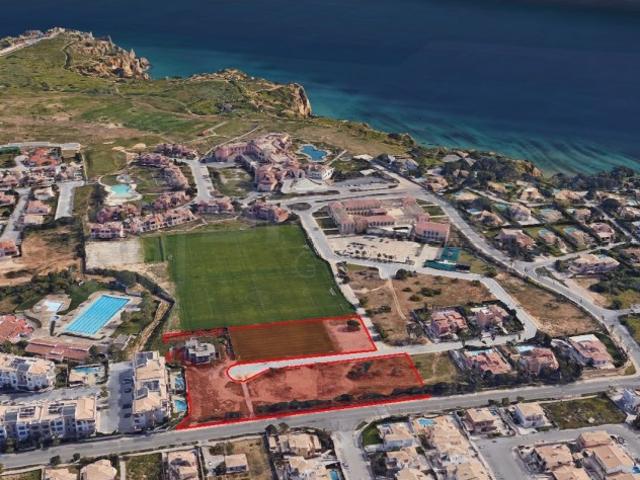 Terreno Excepcional para Construção da Casa dos Seus Sonhos no Prestigiado Cascade Wellness Resort, Lagos Algarve