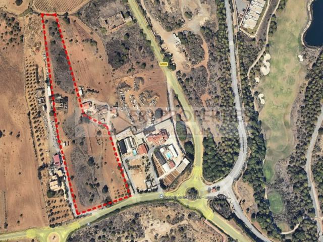 Terreno Exclusivo com Projeto Aprovado para Moradia de Luxo Algarve