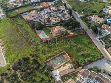 Terreno Exclusivo com Vista Maravilhosa na Praia da Luz / PIP APROVADO 9 Lotes /