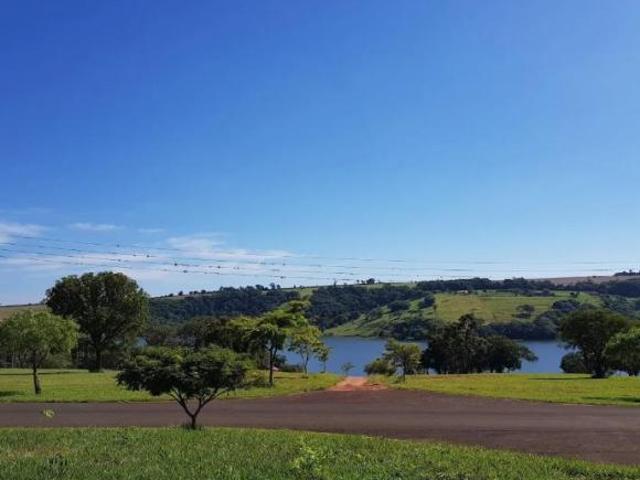 Terreno Exclusivo de 432,6 m² no Riviera de Santa Cristina III