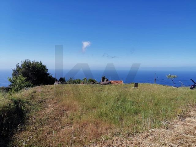 Terreno para construção com vista Mar no Estreito da Calheta, Madeira