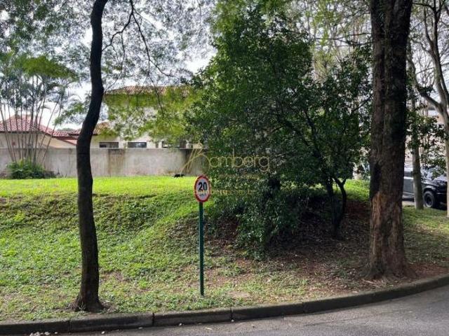 TERRENO EXCLUSIVO EM CONDOMÍNIO DE ALTO PADRÃO SUPER QUADRA MORUMBI