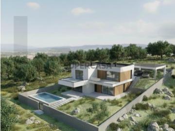Terreno Exclusivo em Palmela: Onde a Natureza encontra a Sofisticação