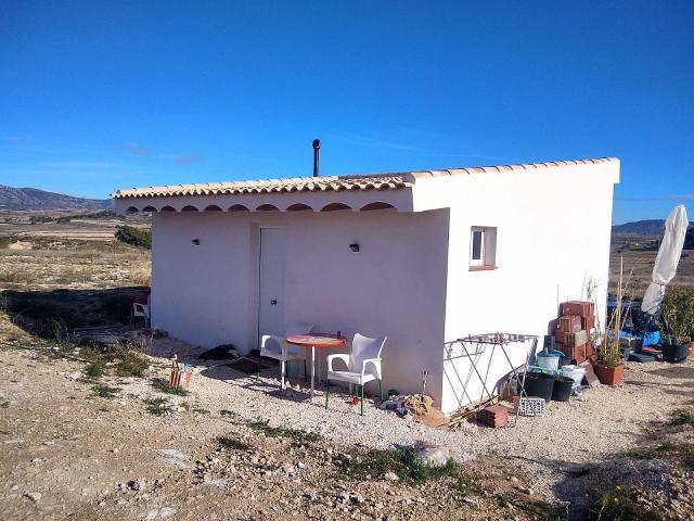 Terreno edificable con casita. Estamos orgullosos de ofrecer. 40m² Cañada del Trigo
