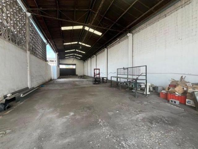 TERRENO / EDIFICIO PARA DEMOLER EN VENTA COLONIA INDUSTRIAL