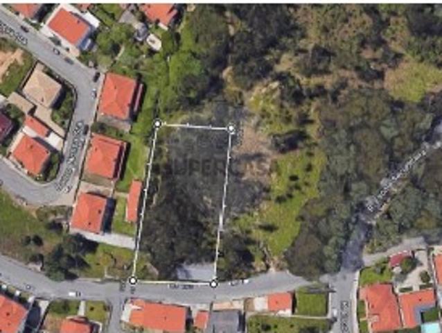 Terreno em Macieira de Cambra