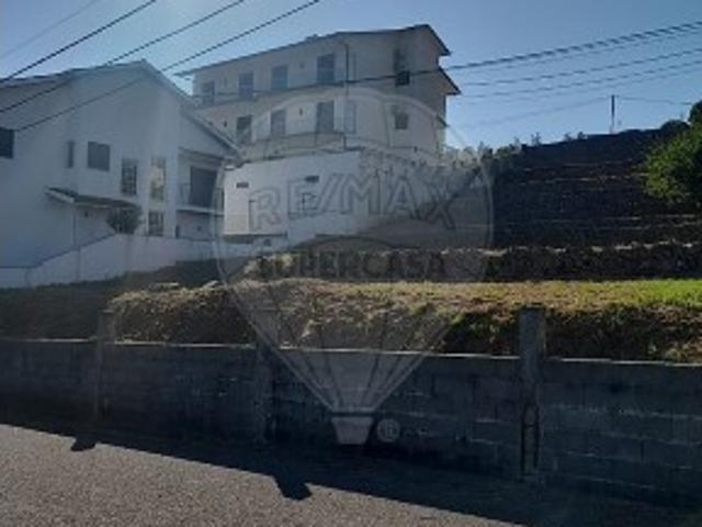 Terreno em Macieira de Cambra