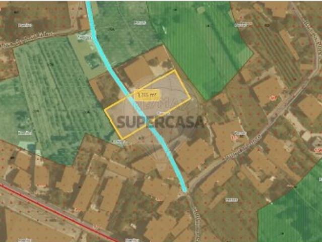 Terreno em Macieira de Cambra