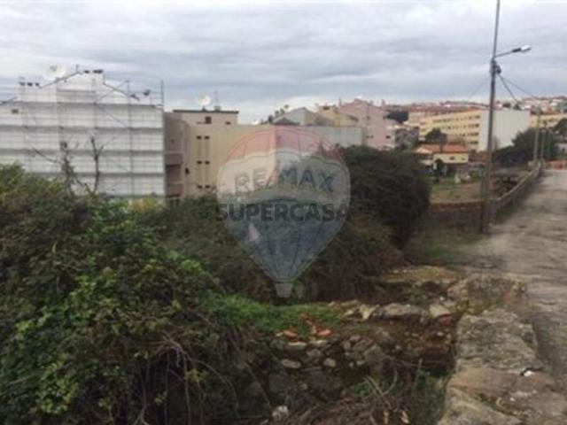 Terreno em Mafamude