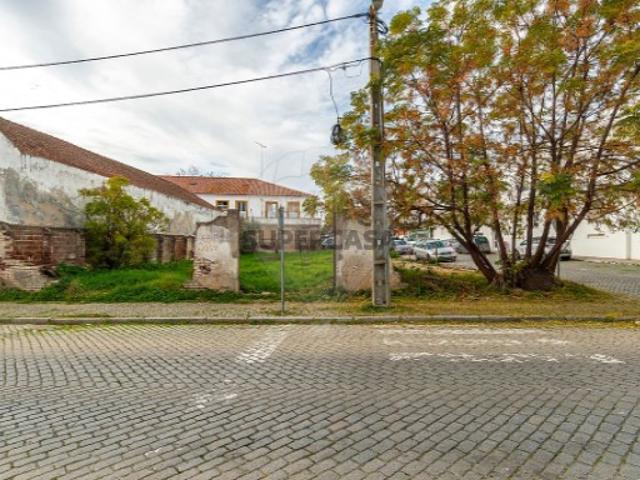Terreno em Malagueira e Horta das Figueiras