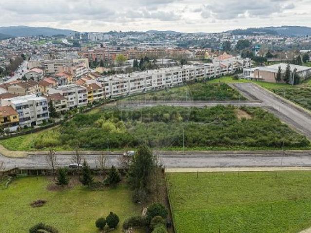 Terreno em Maximinos, Sé e Cividade