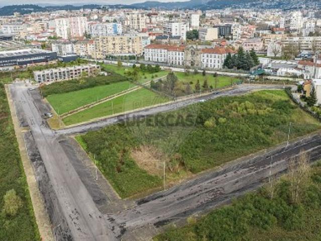 Terreno em Maximinos, Sé e Cividade