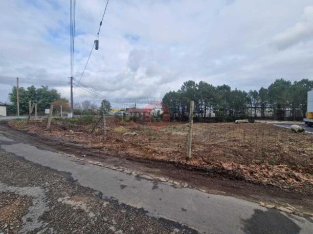 Terreno em Mazedo e Cortes