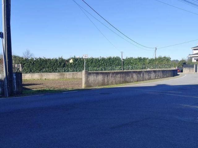 Terreno em Milhazes, Vilar de Figos e Faria