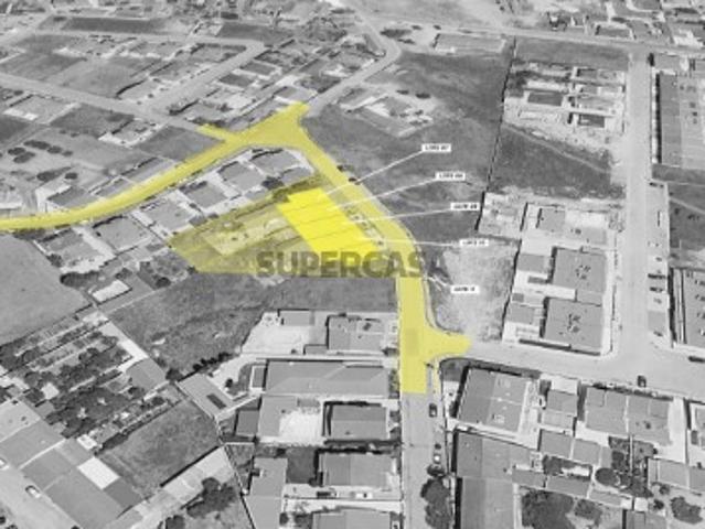 Terreno em Sarilhos Grandes