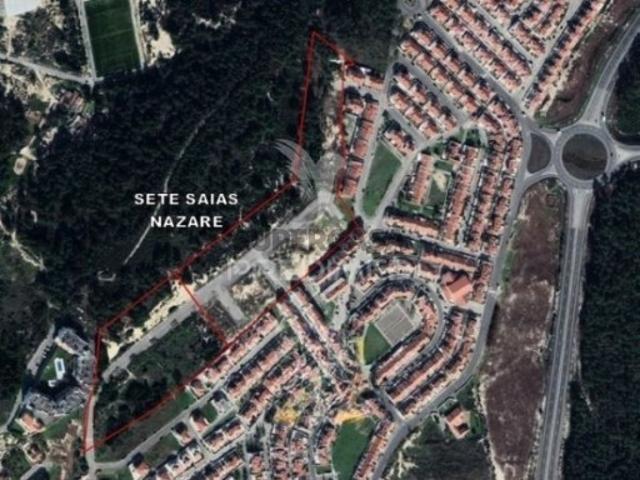 Terreno em Nazaré