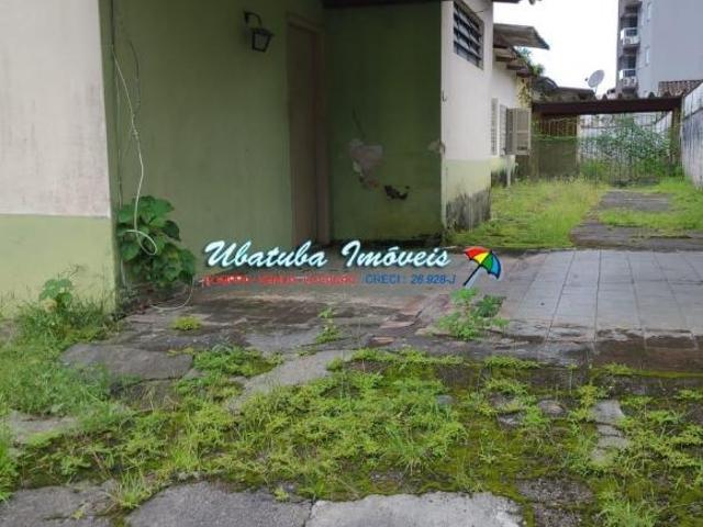 Terreno em ótima Localização Centro com casinha simples