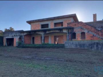 Terreno em Oliveira De Azeméis, Santiago De Riba Ul, Ul, Macinhata Da Seixa E Madail de 4480,00 m²