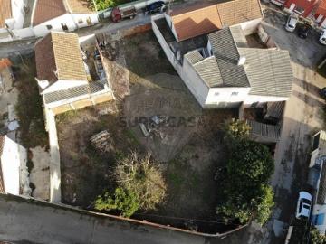 Terreno em Atouguia da Baleia