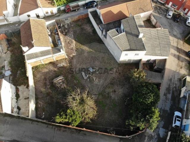 Terreno em Atouguia da Baleia