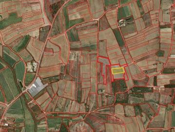 Terreno em Atouguia da Baleia de 4400,00 m²