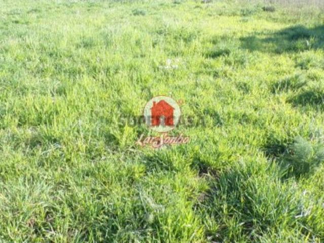 Terreno em Aver o Mar