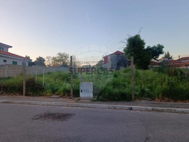 Terreno em Avintes