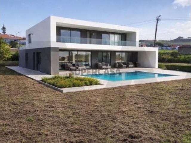 TERRENO EM AZAMBUJA | 505 m² DE POTENCIAL