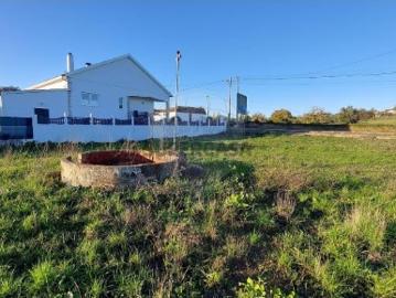 Terreno em Azambujeira e Malaqueijo