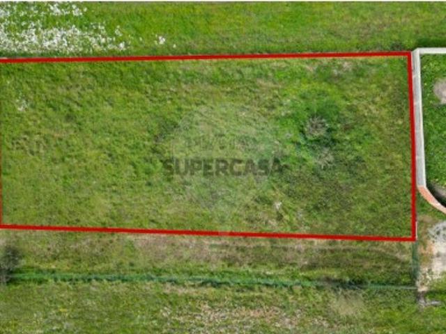 Terreno em A dos Cunhados