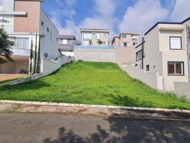 Terreno em aclive 364m² no condomínio Valville 2 Santana de Parnaíba