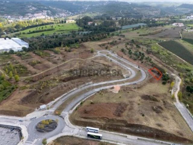 Terreno em Alcobaça e Vestiaria