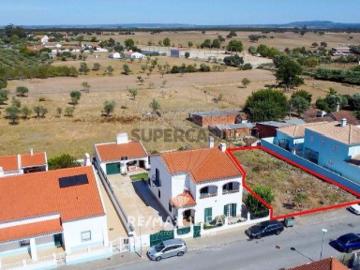 Terreno em Alcáçovas