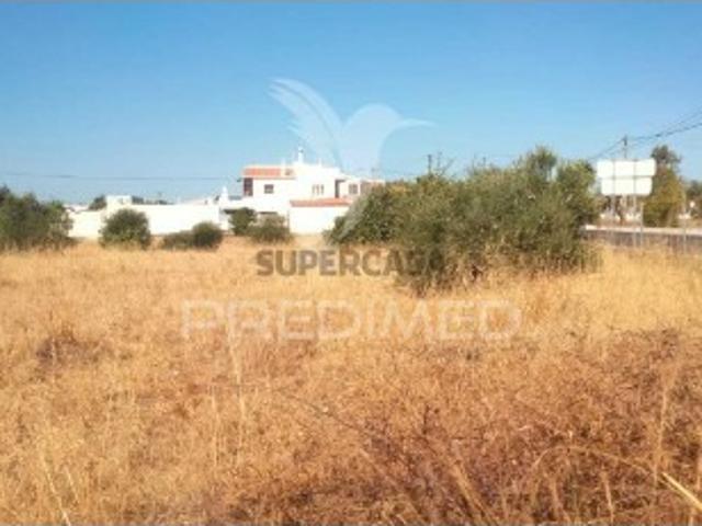 Terreno em Albufeira e Olhos de Água