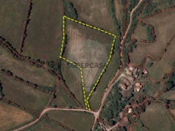 Terreno em Montelavar