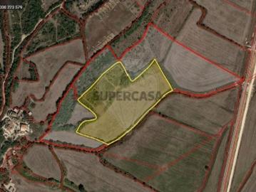Terreno em Montelavar