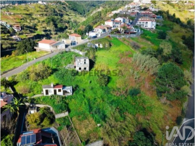 Terreno em Arco da Calheta