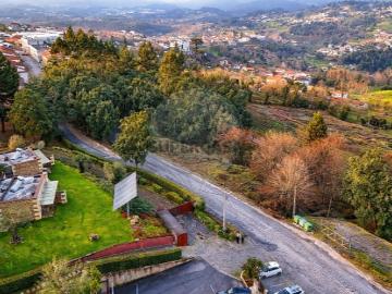 Terreno em Arco de Baúlhe e Vila Nune