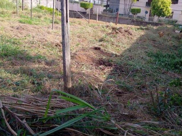 Terreno em Área Nobre de Interlagos – Alto, Plano e Muito Bem Localizado