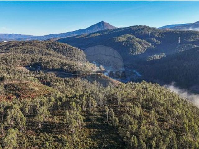 Terreno em Arnoia