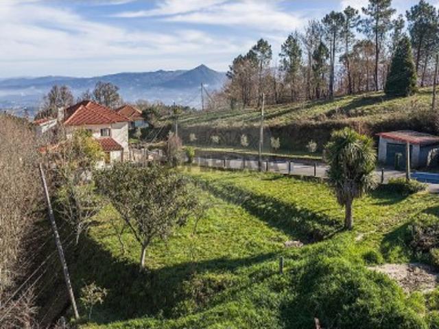 Terreno em Arnoia