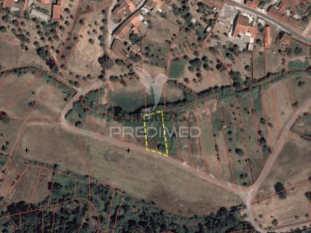 Terreno em Arneiro das Milhariças