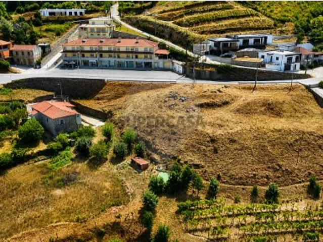 Terreno em Basto