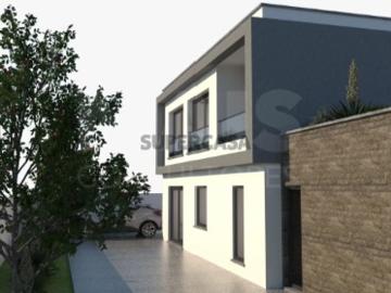 Moradia T4 em Bombarral e Vale Covo