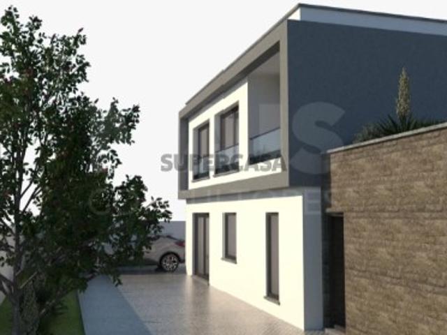 Moradia T4 em Bombarral e Vale Covo